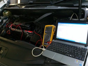 Scope checking the readings with a multimeter checking the 5volt reference voltage